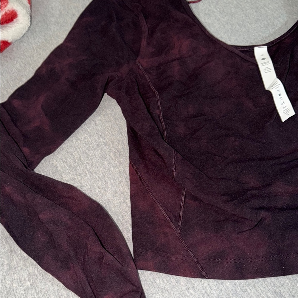 Lululemon- Tie-dye Burgundy Women's Top - Picture 3 of 5